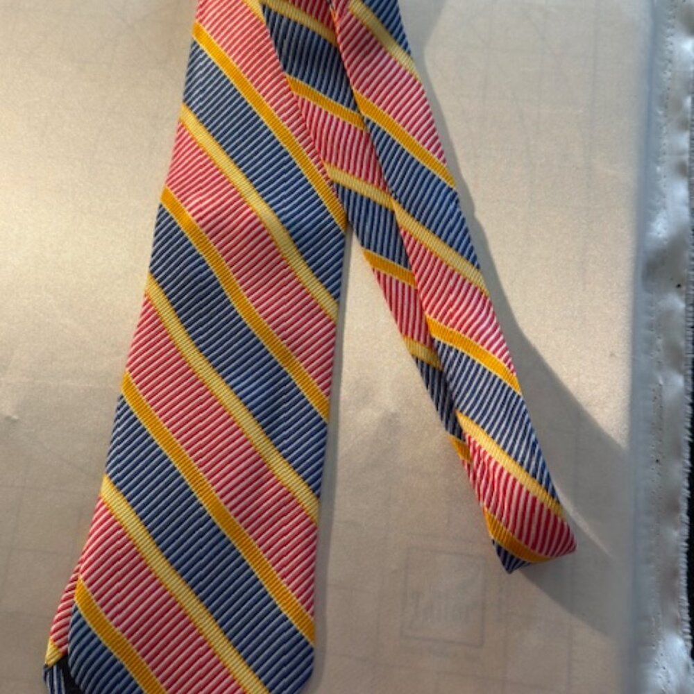 Paul Fredrick stripped tie